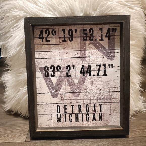 Detroit Michigan Home Decor Sign - Picture 1 of 5